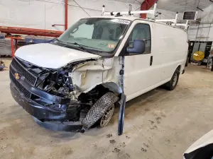 Chevrolet Express 6.6L 8 2024