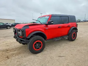 Ford Bronco 2.7L 6 2024