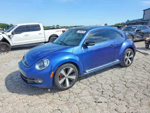 Volkswagen Beetle 2.0L 4 2013