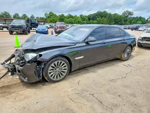 BMW 7 Series 4.4L 8 2009