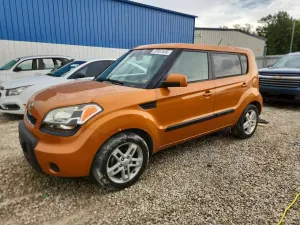 Kia Soul 2.0L 4 2011