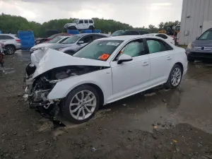 Audi A4 2.0L 4 2019