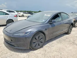 Tesla Model 3 2025