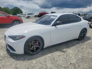 Alfa Romeo Giulia 2.0L 4 2019