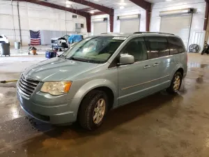 Chrysler Town & Country 3.8L 6 2010