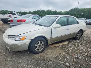 Toyota Camry 2.2L 4 1999