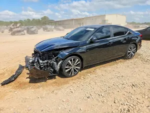 Nissan Altima 2.5L 4 2020