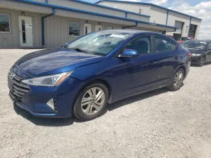 Hyundai Elantra SEL 2.0L 4 2019