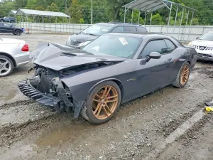Dodge Challenger 5.7L 8 2018