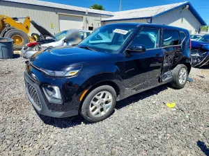 Kia Soul 2.0L 4 2021