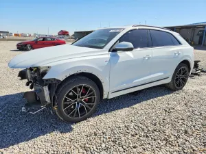 Audi Q8 3.0L 6 2021