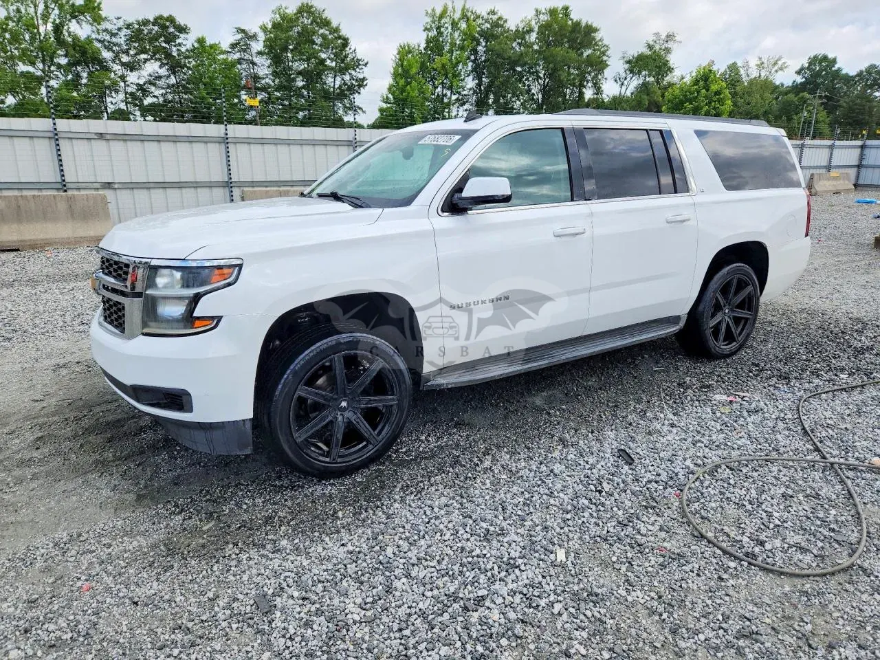 Chevrolet Suburban 5.3L 8 2015