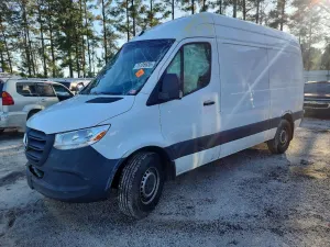 Mercedes-Benz Sprinter 2.0L 4 2023