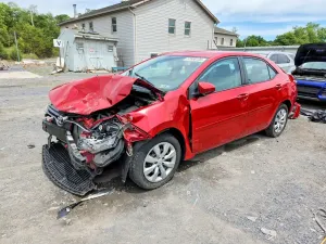 Toyota Corolla 1.8L 4 2015