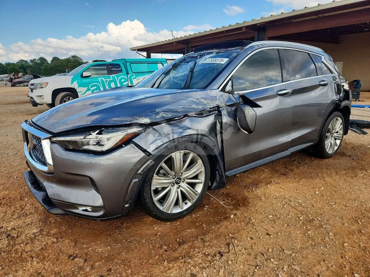 Infiniti QX50 2.0L 4 2020