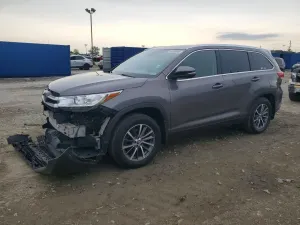 Toyota Highlander 3.5L 6 2019