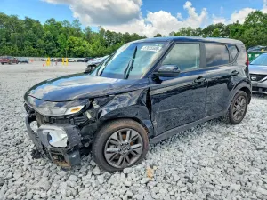 Kia Soul 2.0L 4 2021