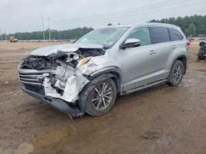 Toyota Highlander 3.5L 6 2018