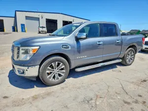 Nissan Titan 5.6L 8 2017