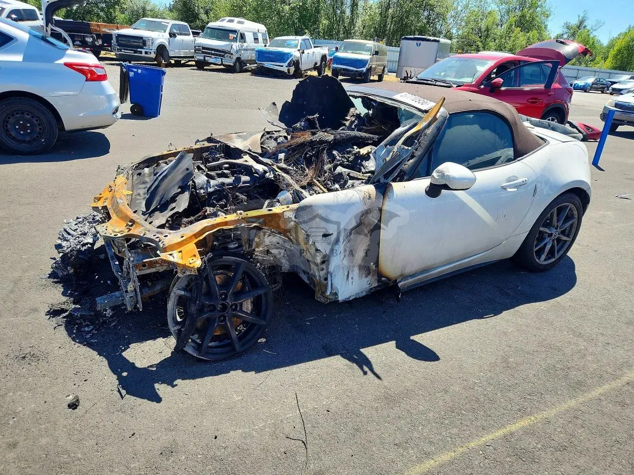 Mazda MX-5 (Miata) 2.0L 4 2019