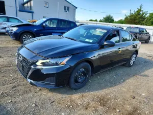 Nissan Altima 2.5L 4 2025