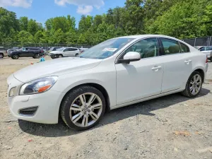 Volvo S60 2.4L 5 2012