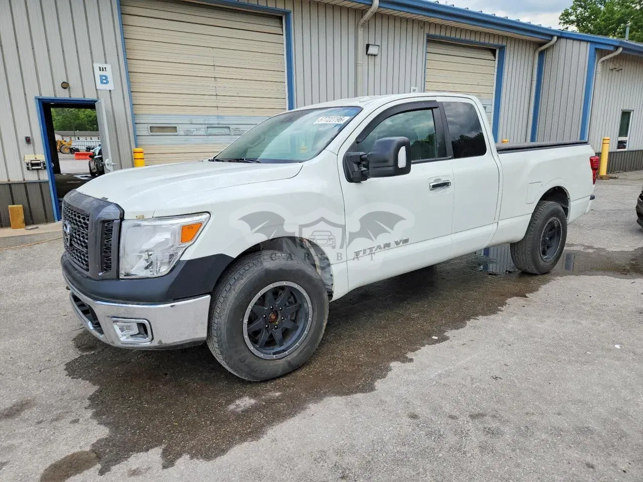 Nissan Titan 5.6L 8 2018