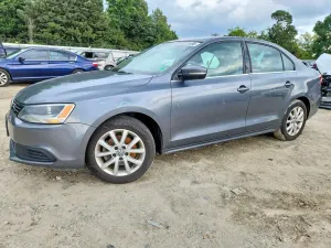 Volkswagen Jetta 1.8L 4 2014
