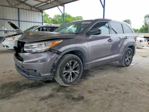 Toyota Highlander 3.5L 6 2016