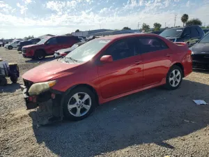 Toyota Corolla 1.8L 4 2012