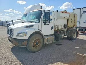 Freightliner Business Class M2 6.7L 6 2016