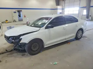 Volkswagen Jetta 2.0L 4 2014