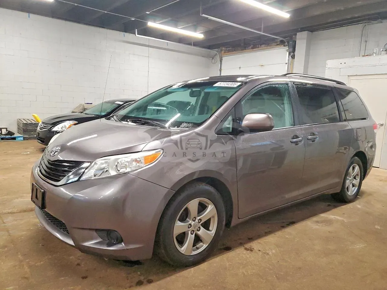Toyota Sienna 3.5L 6 2013