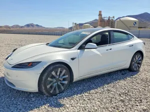 Tesla Model 3 2024