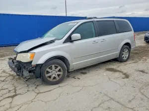 Chrysler Town & Country 3.8L 6 2010
