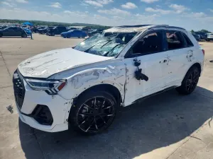 Audi Q3 2.0L 4 2021