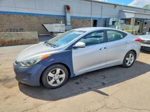 Hyundai Elantra 1.8L 4 2013