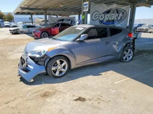 Hyundai Veloster 1.6L 4 2014