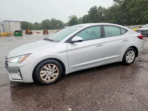 Hyundai Elantra 2.0L 4 2019
