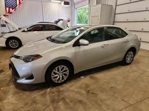 Toyota Corolla 1.8L 4 2017