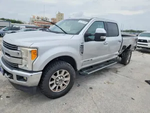 Ford F-250 6.7L 8 2017