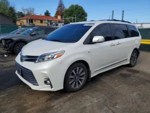 Toyota Sienna 3.5L 6 2019