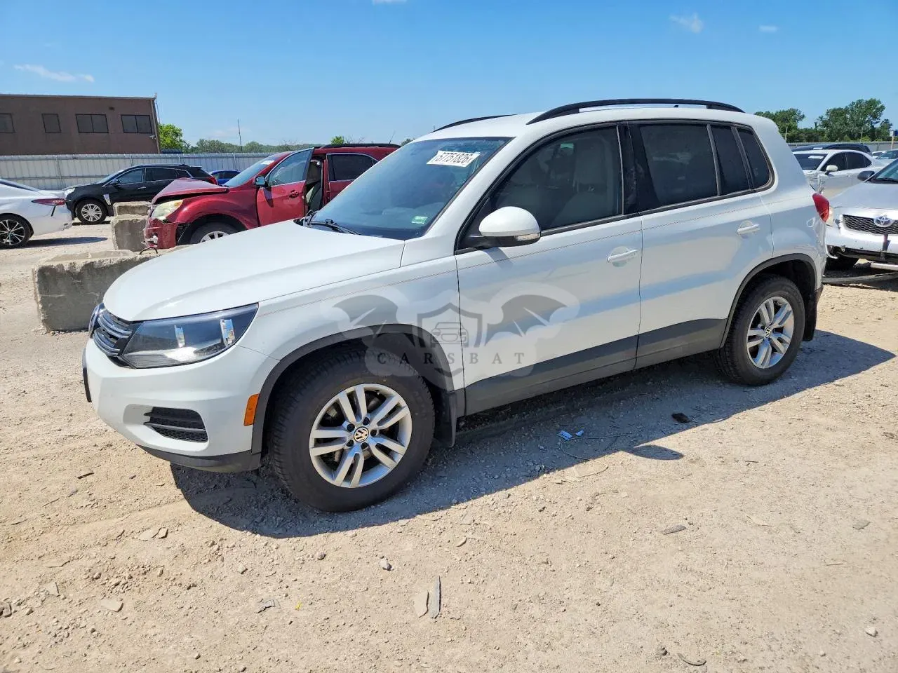 Volkswagen Tiguan 2.0L 4 2017