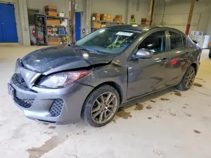 Mazda 3 2.0L 4 2013