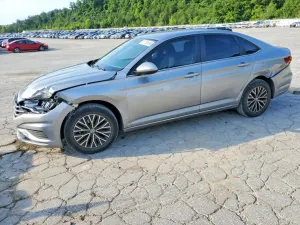 Volkswagen Jetta 1.4L 4 2021