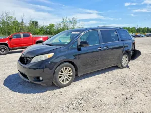 Toyota Sienna 3.5L 6 2015