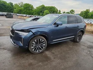 Volvo XC90 2.0L 4 2025