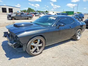 Dodge Challenger 5.7L 8 2013