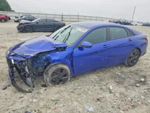 Hyundai Elantra 2.0L 4 2023