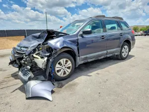 Subaru Outback 2.5L 4 2013